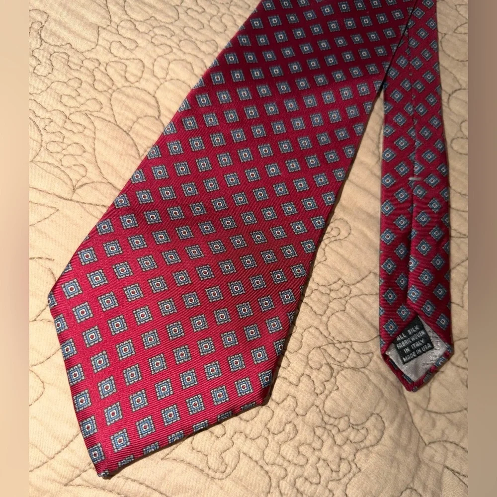 VTG Christian Dior Monsieur Red 100% Silk Tie with Blue Gray Diamond Pattern